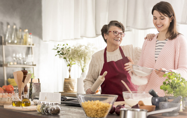 Portage de repas pour personnes âgées : comment ça marche ?